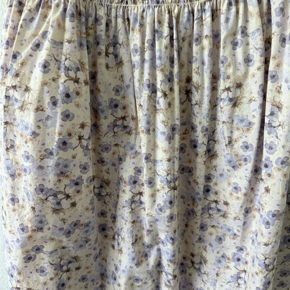 Floral Dress in Cream and Purple - Picture 3 of 10
